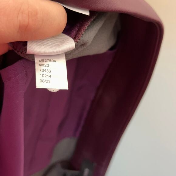 ANN TAYLOR The High Rise Eva Ankle Pant in Faux Leather Patent Purple {VV25} - Picture 10 of 10